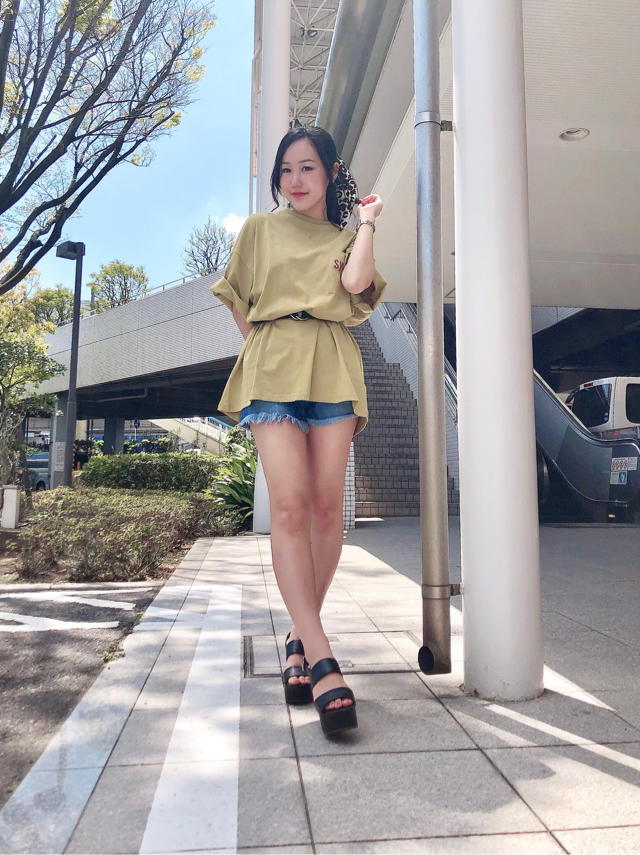 バッグプリントビッグTシャツで華奢見せも♡ちひろ