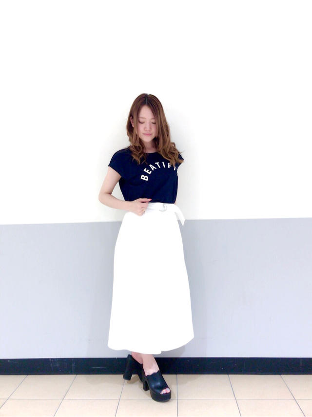 新作☆ミニ丈裏毛ロゴTシャツ☆チャン