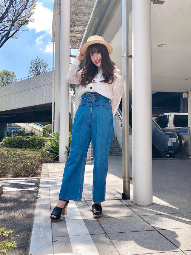 肩開きデザインでヘルシーに♡なつみ