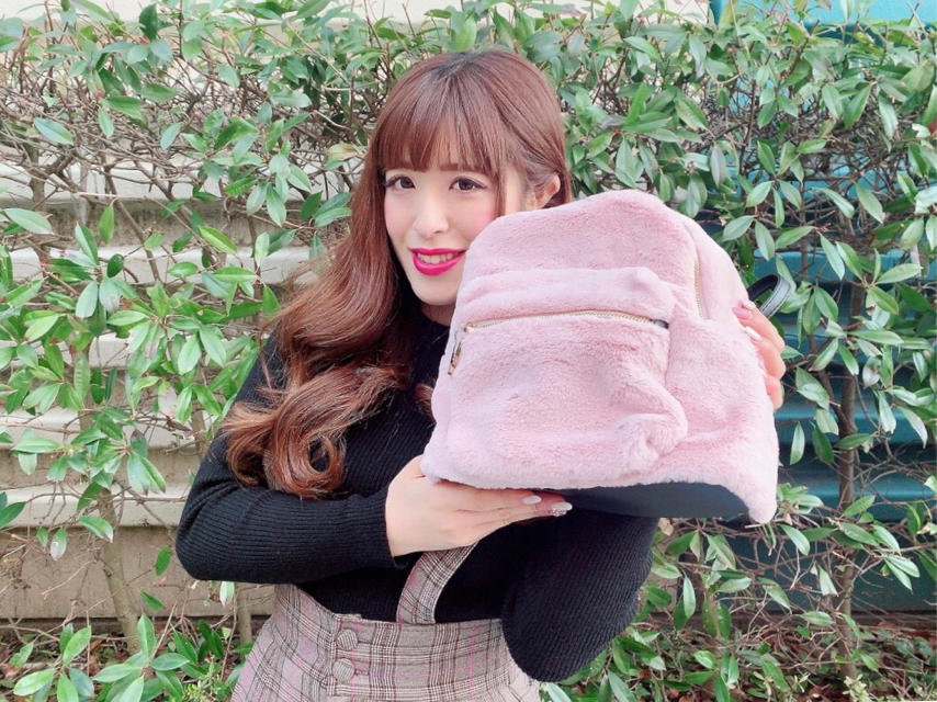 もこもこが可愛らしいフェイクファーリュック♡かなこ