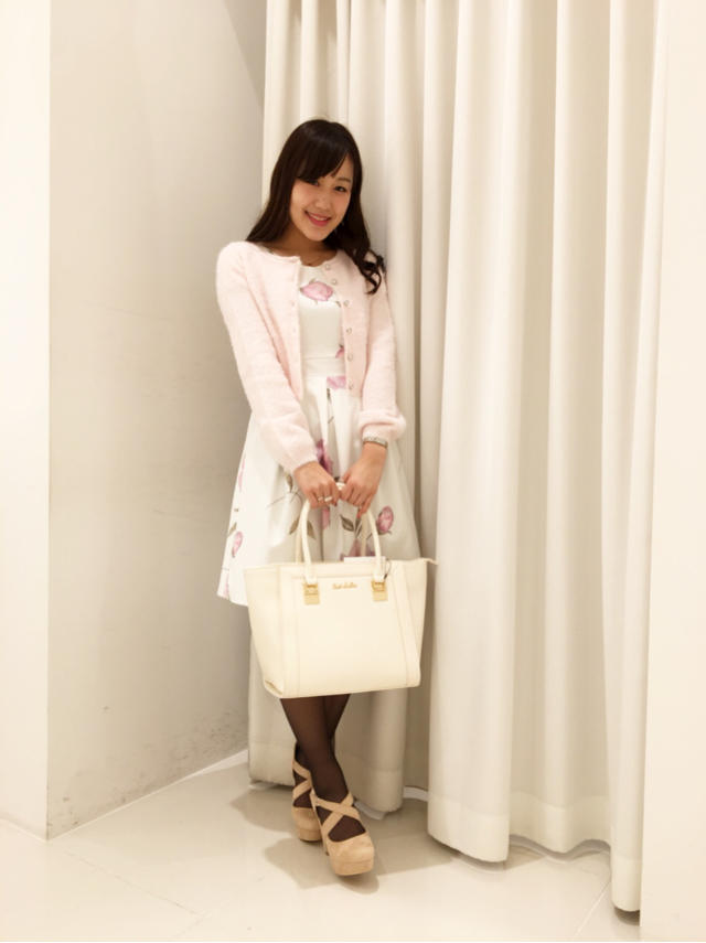 Rinaオススメ春エレガンスコーデ♡Rina