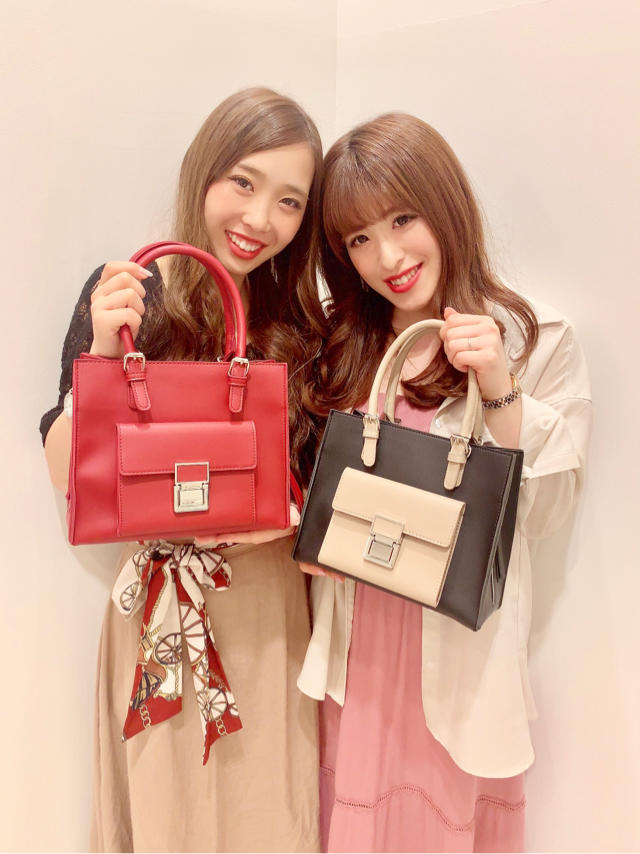 コンパクトながら収納力◎♡サイドジップデザインbag♡ゆか
