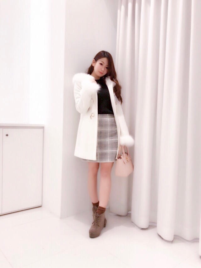 大人気で再入荷♡ビット付きダッフルコート♡かなこ