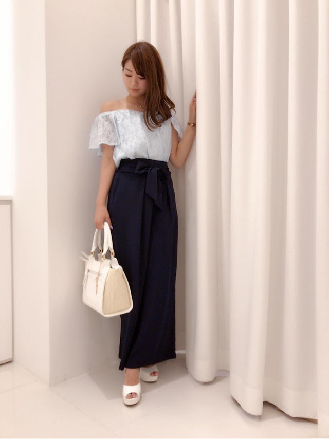 総レース×オフショルtopsで大人コーデ♥♥はるか