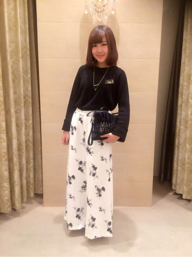 新作☆フラワーワイドパンツ♡まいこ