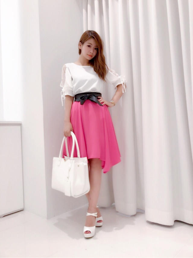レース切り替えで女性らしく♡なつみ