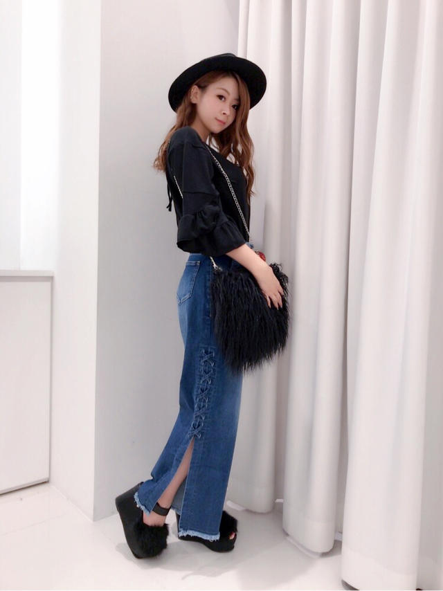 編み上げ×スリットワイドパンツ♥はるか