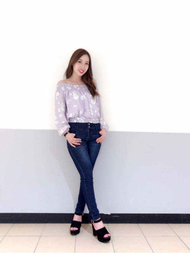 花柄特集②オフショルtopsで春らしい抜け感を♡なつみ