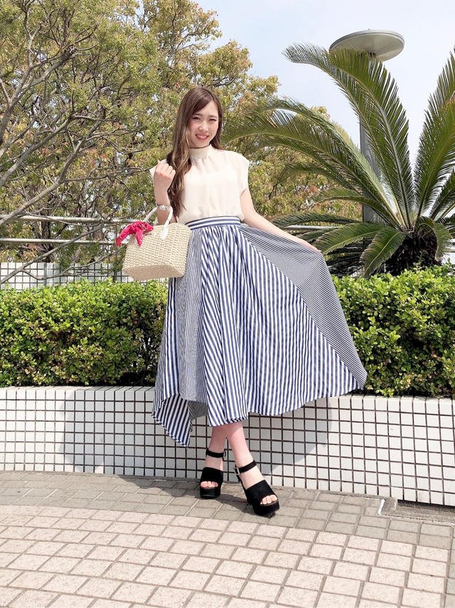ランダムストライプが爽やかなイレヘムスカートᙏ̤̫͚ りさ