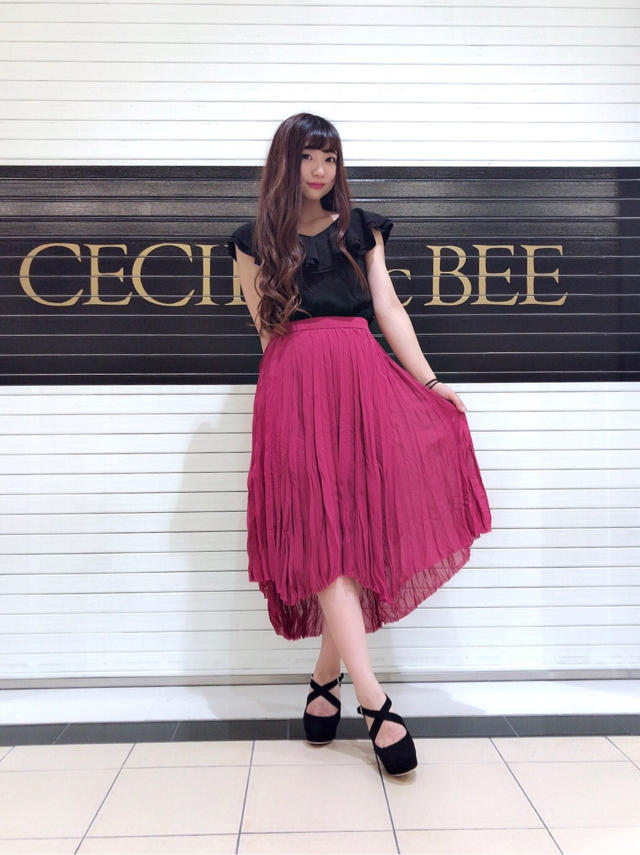 New♡シルエットが綺麗なブロークンプリーツスカート◡̈⃝︎⋆︎*りさ