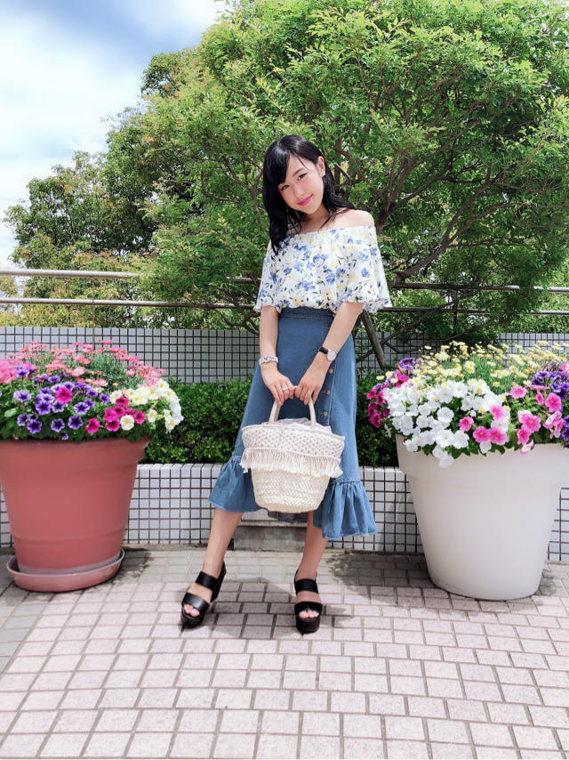 可愛さ溢れる花柄トップス♡♡ゆか