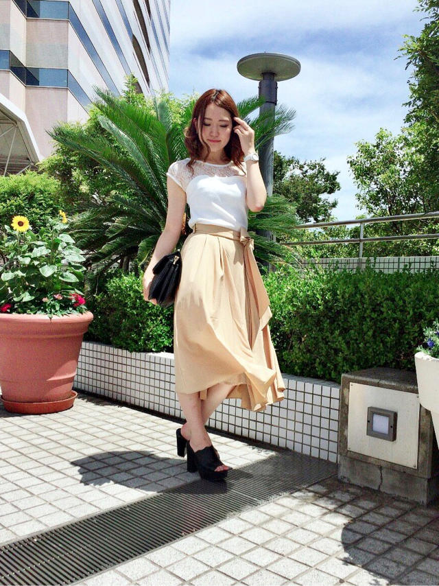 New♡女性らしさ溢れるビスチェ風トップス♡ Risa