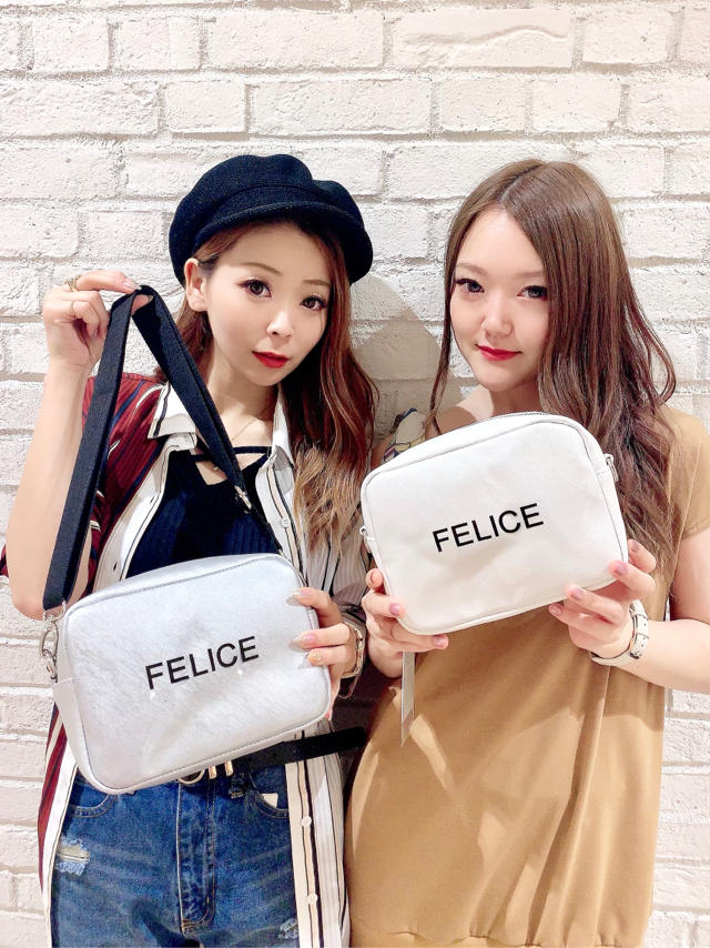 カジュアルスタイルに◎♡PVCプリントロゴショルダー♡ゆか