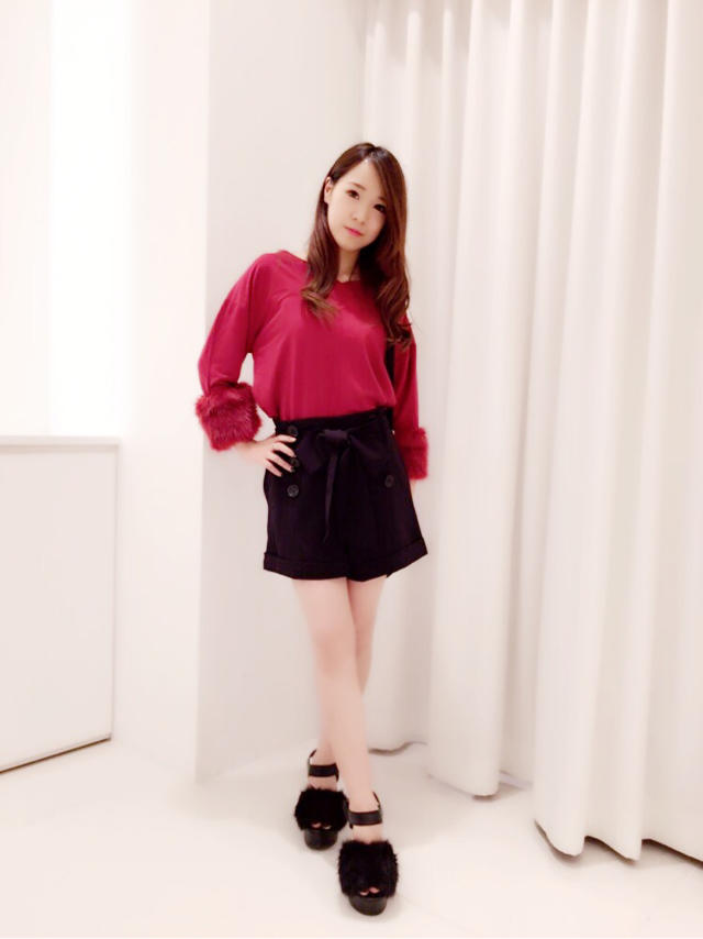 新作♡ファー付きトップス♡ひなこ