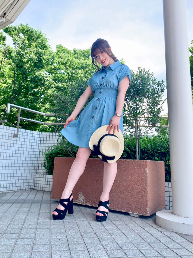 甘さ際立つルックスに♡デニムシャツワンピース♡ゆか