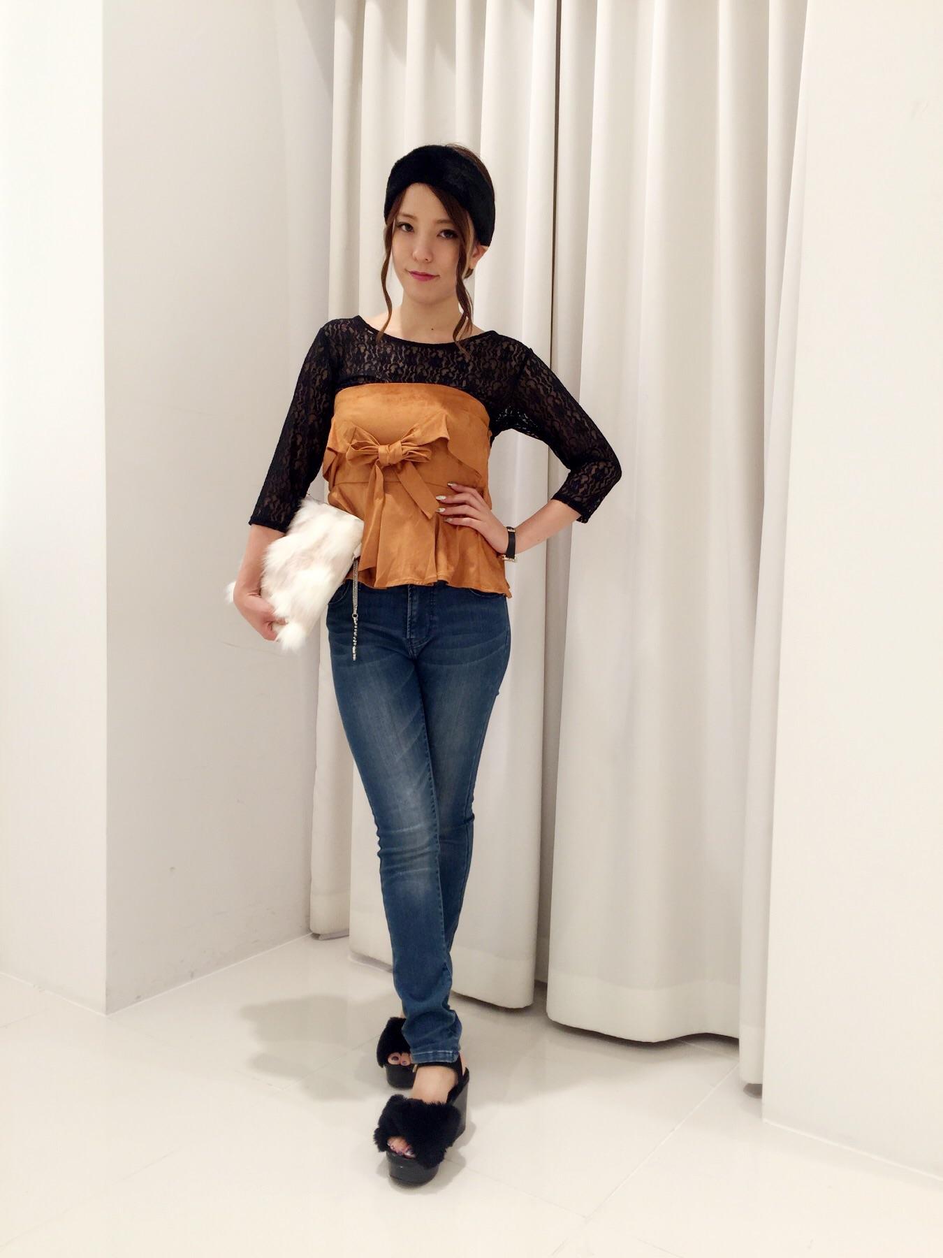 可愛い×sexy♡レースインナー付きビスチェ♡mayu