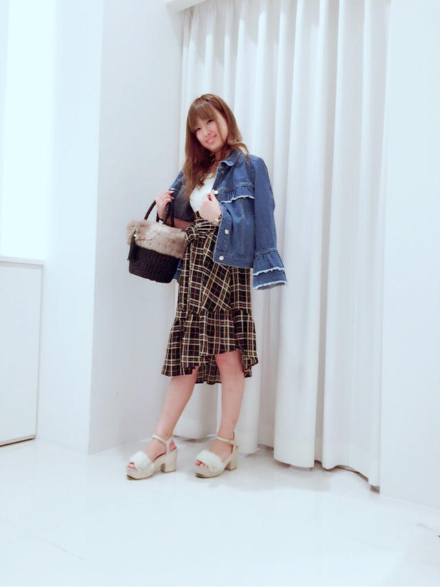 カタログ掲載♡フリル袖デニムジャケット♡ひなこ