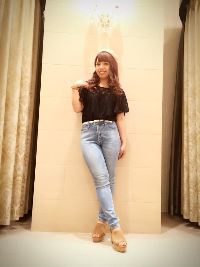 スタイル◎美脚パンツ♡♡ひろ