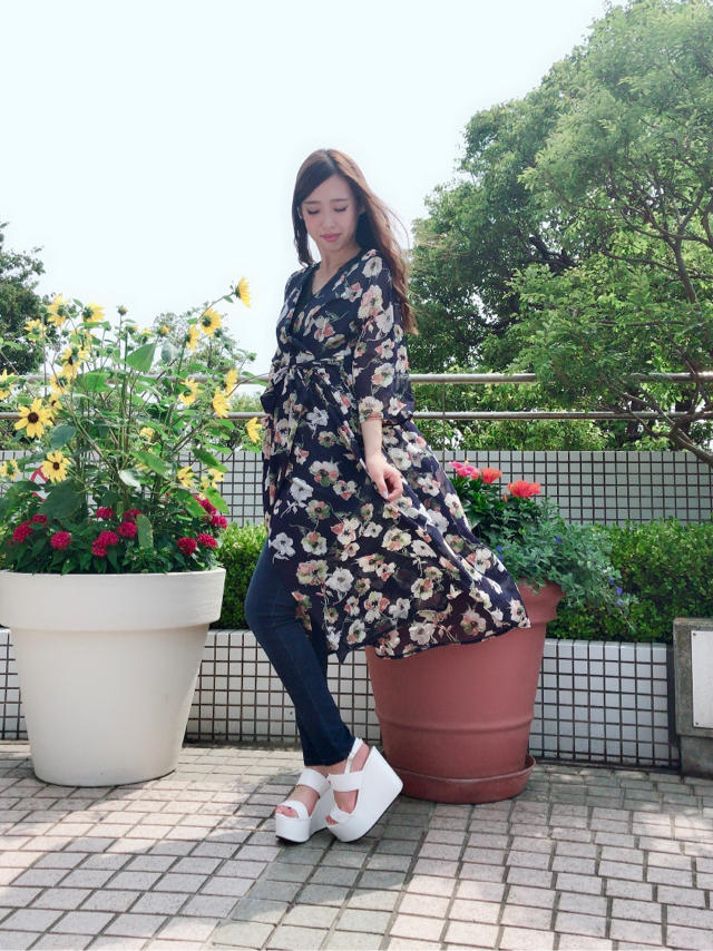 花柄ガウンで夏らしく♡大人かわいいコーデに♡ゆか