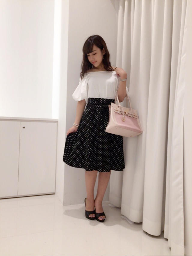 華奢見せ♡ボリュームスリーブトップス♡かなこ