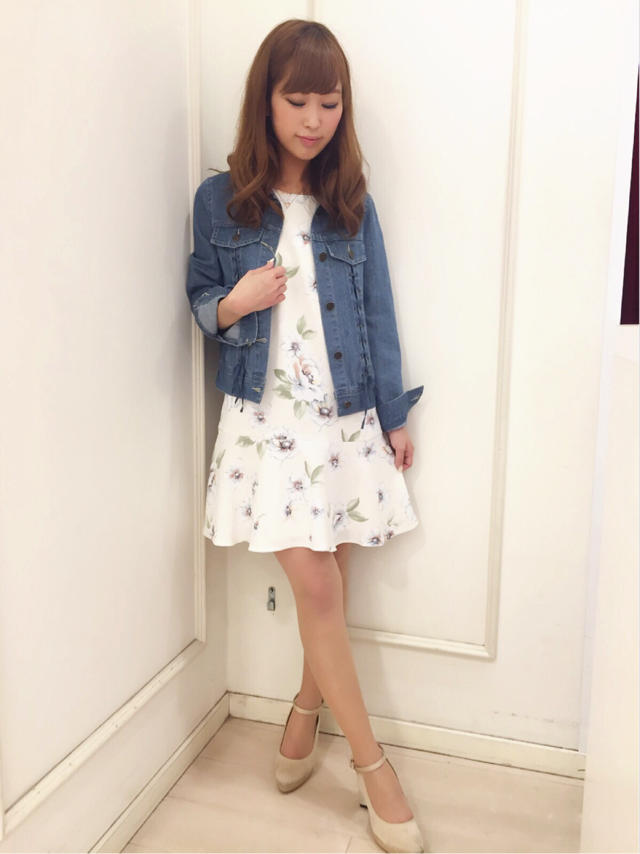 華やかワンピで愛されスタイル♡