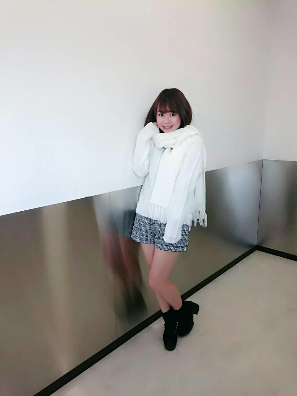 マフラーつきニット♡りぃ