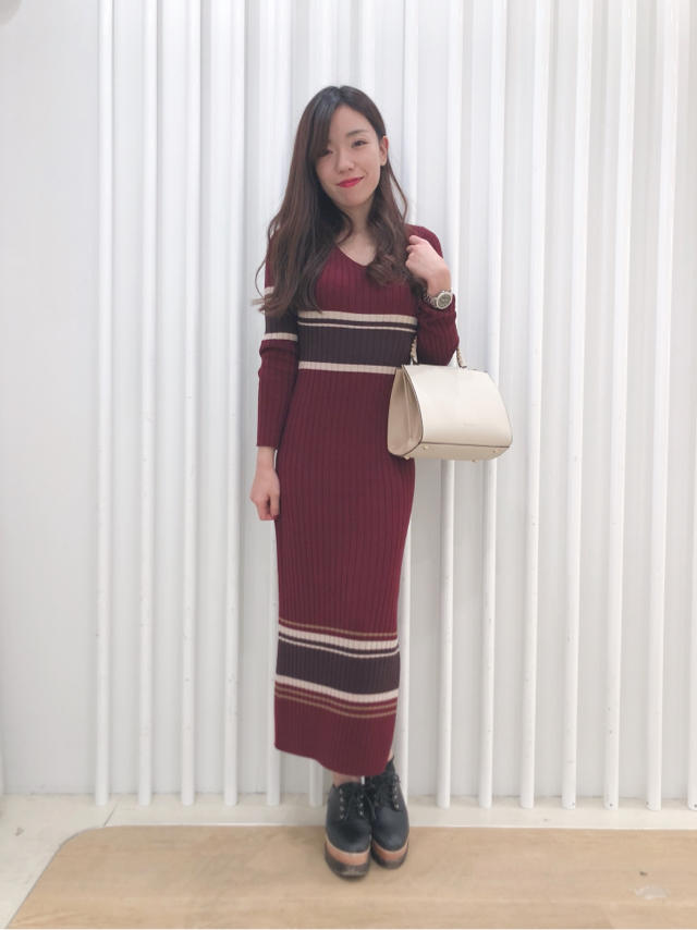 ライン入りニットワンピ♡