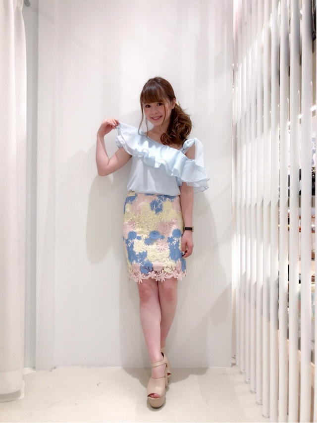 ワンショルトップス♡♡りぃ