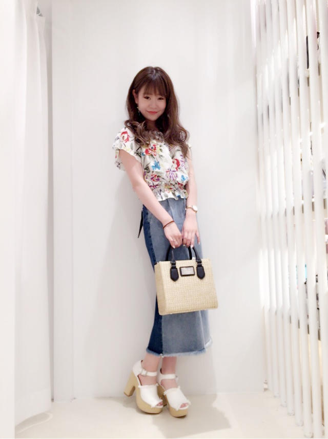 花柄トップス♡あやな
