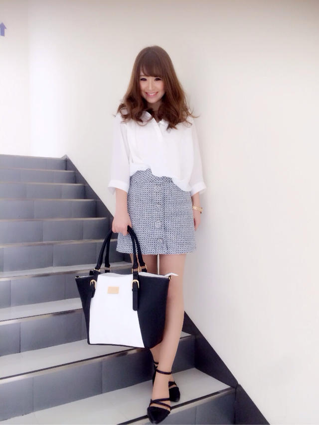 人気のブラウスを使った新作code♡
